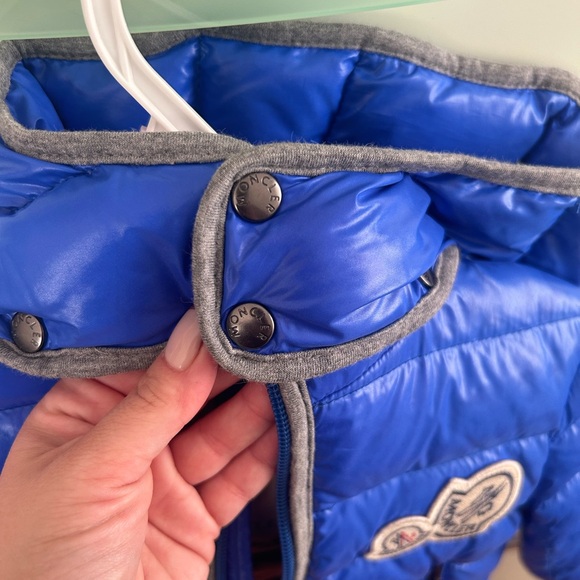 Moncler 12/18 months down jacket - Picture 15 of 16